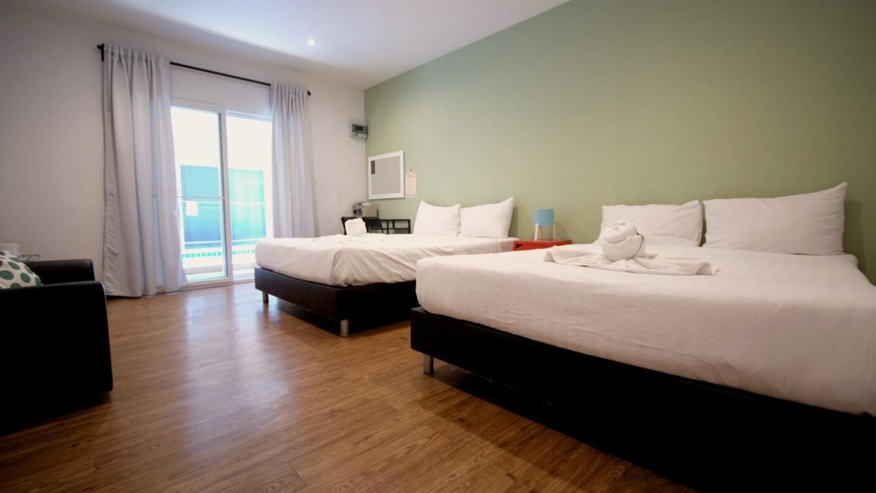 Resort V - Mrt Huai Khwang Bangkok Kültér fotó